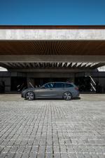 BMW 330i Touring M Sport 2019 года (WW)